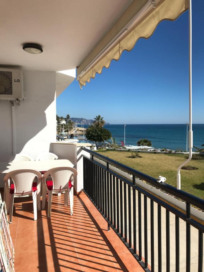 Apartamento A Pie De Playa. Нерха Екстер'єр фото